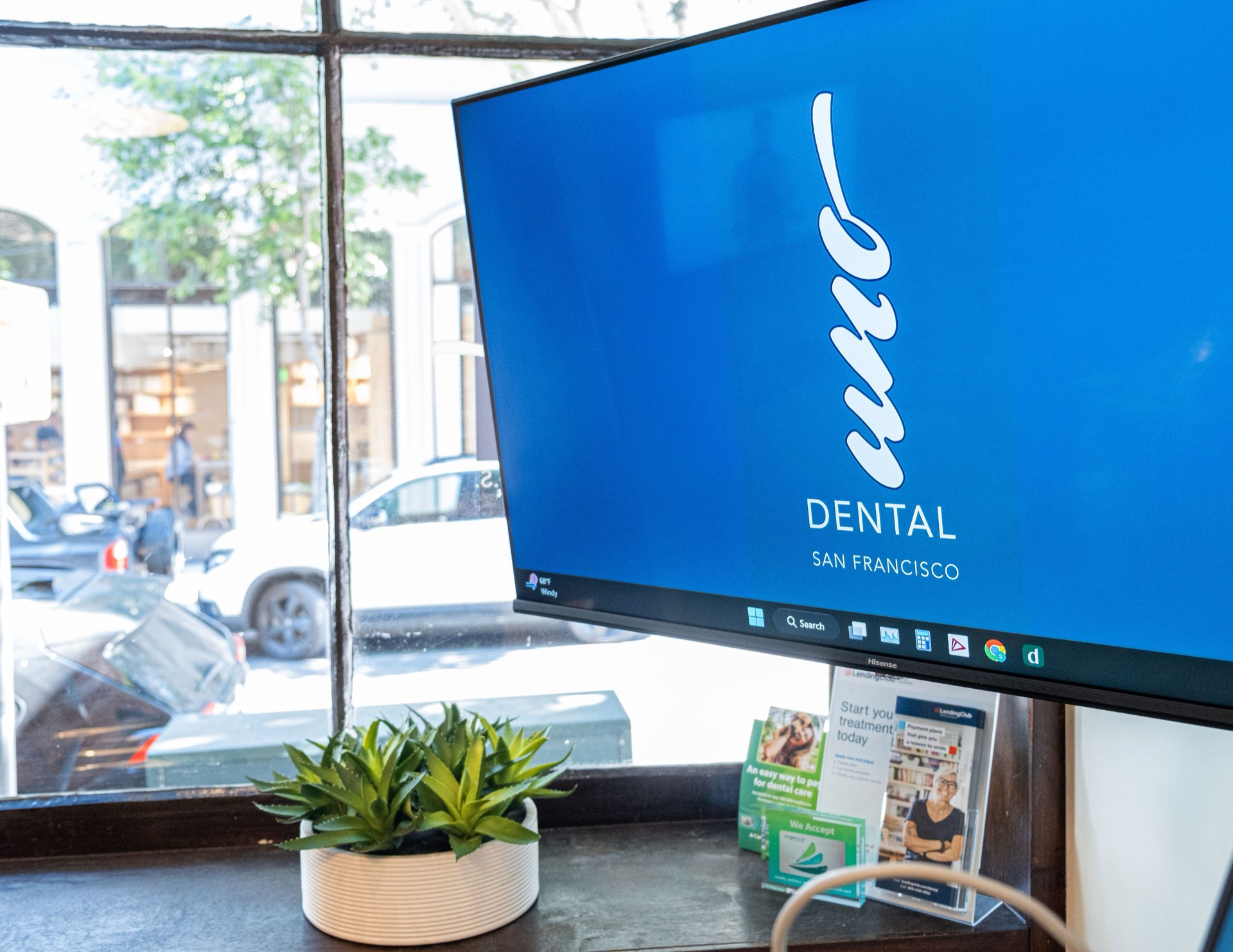 UNO DENTAL SAN FRANCISCO exterior — 498 Jackson Street