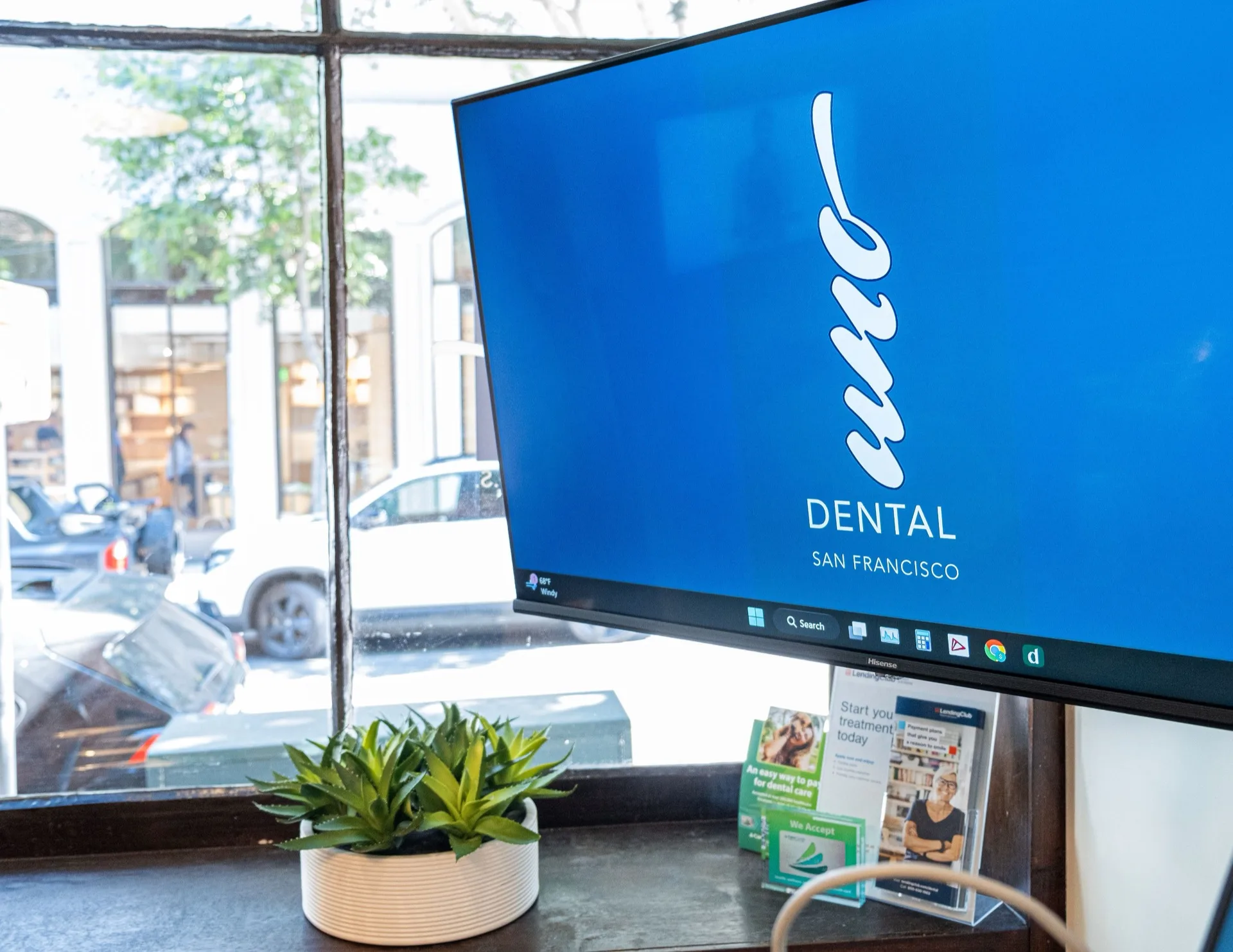 UNO DENTAL SAN FRANCISCO exterior — 498 Jackson Street